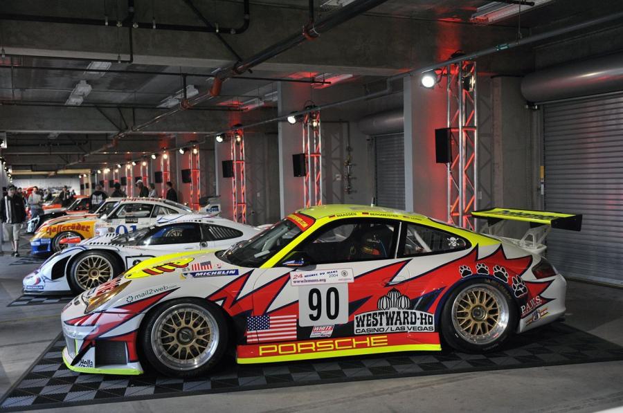  Porsche 911 GT3 RSR 2004 года  (фото 3 из 6)